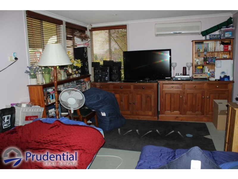 20 Surrey Street, Minto NSW 2566