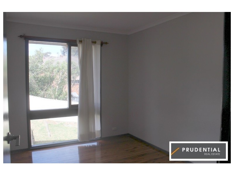 3 Cobb Place, Ambarvale NSW 2560