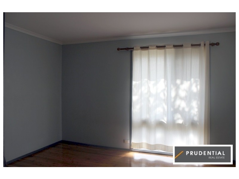 3 Cobb Place, Ambarvale NSW 2560