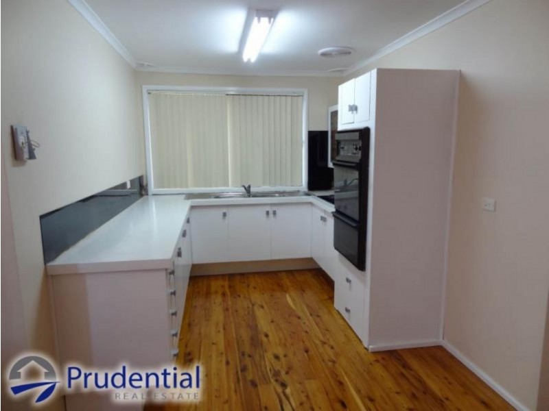 6 Horatio Street, Rosemeadow NSW 2560