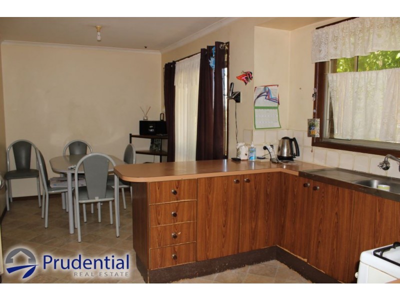 27 Lightwood Street, Ambarvale NSW 2560