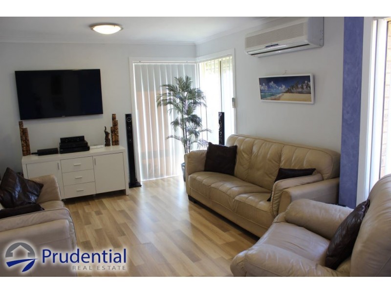 10 Kullaroo Avenue, Bradbury NSW 2560