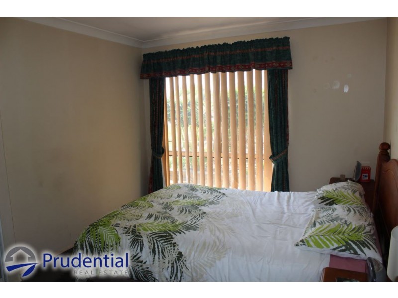 121 Parkholme Circuit, Englorie Park NSW 2560