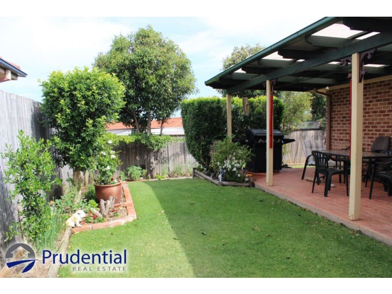 121 Parkholme Circuit, Englorie Park NSW 2560