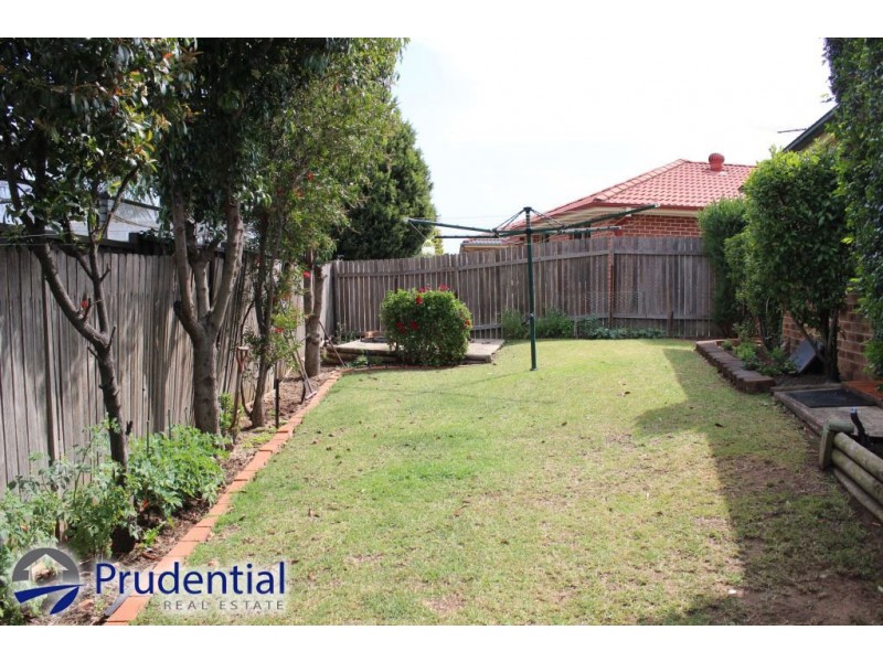 121 Parkholme Circuit, Englorie Park NSW 2560