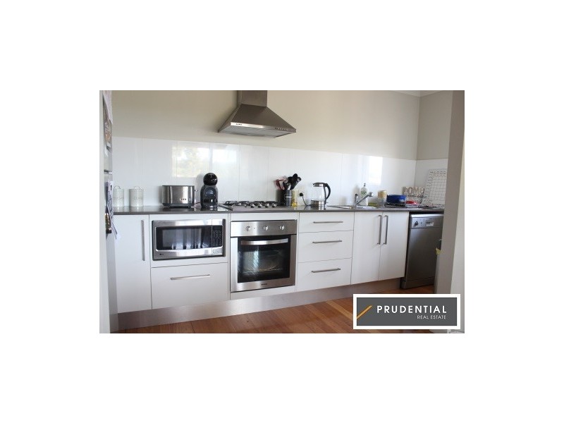 2 Fingal Close, Gregory Hills NSW 2557