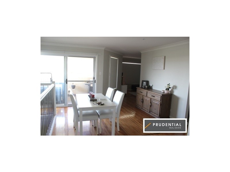 2 Fingal Close, Gregory Hills NSW 2557