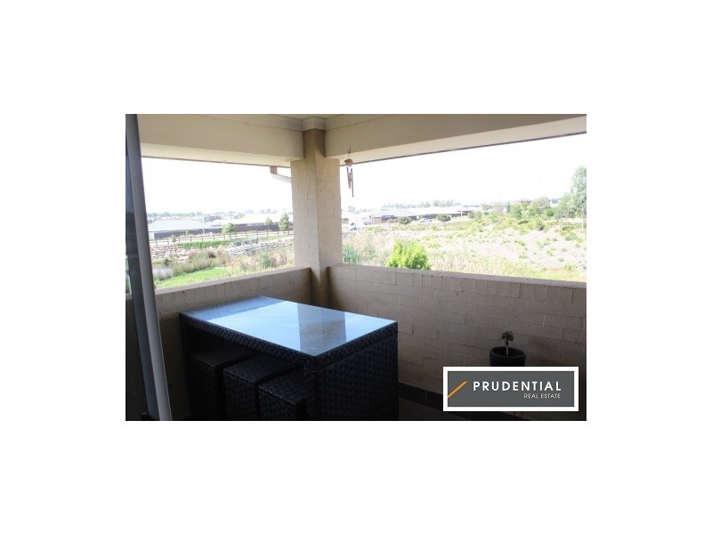 2 Fingal Close, Gregory Hills NSW 2557