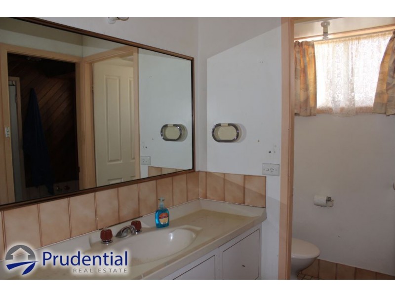 18 Romilly Place, Ambarvale NSW 2560