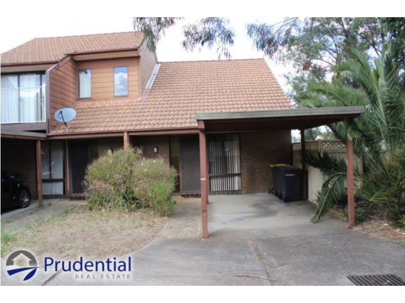 1/8 Margaret Street, Minto NSW 2566