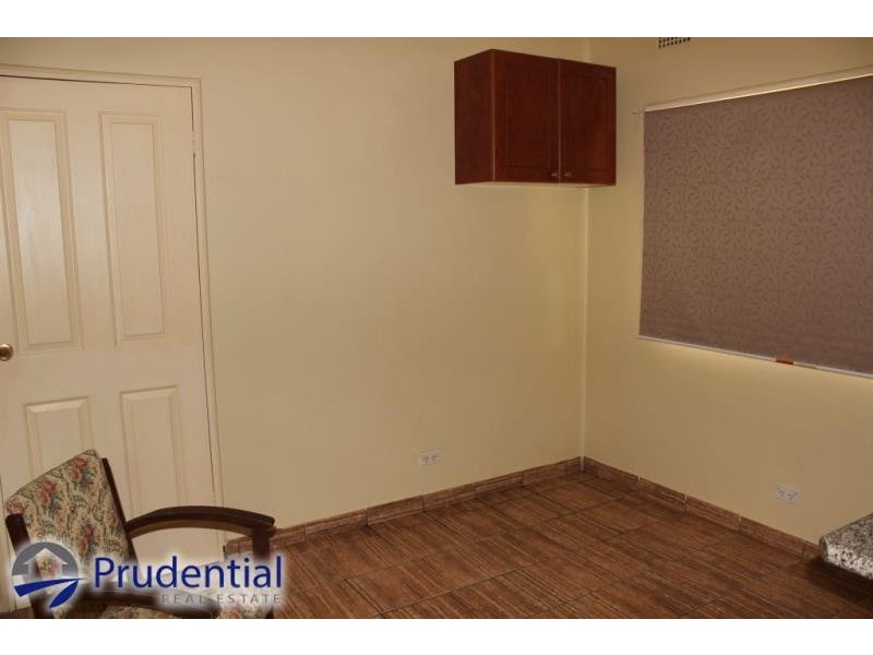 516 Pembroke Road, Leumeah NSW 2560