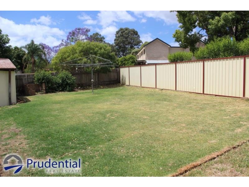 516 Pembroke Road, Leumeah NSW 2560