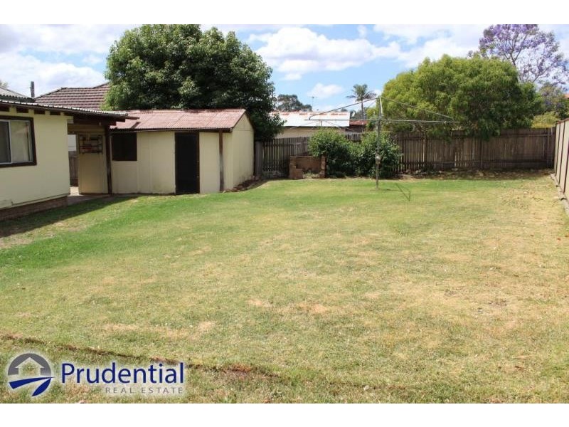 516 Pembroke Road, Leumeah NSW 2560