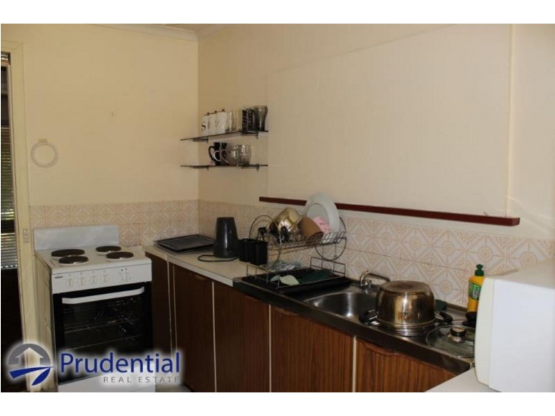 212 The Parkway, Bradbury NSW 2560