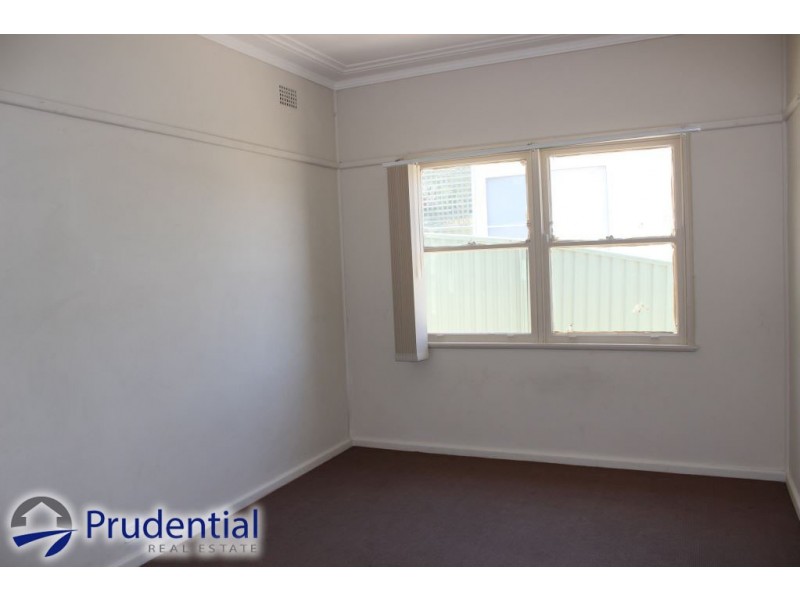 28 Grandview Drive, Campbelltown NSW 2560