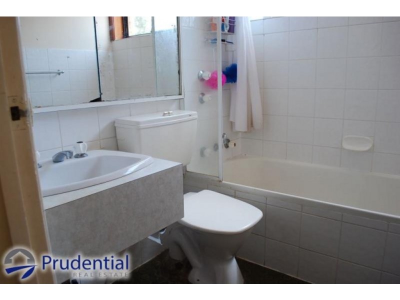 5 Airdsley Lane, Bradbury NSW 2560