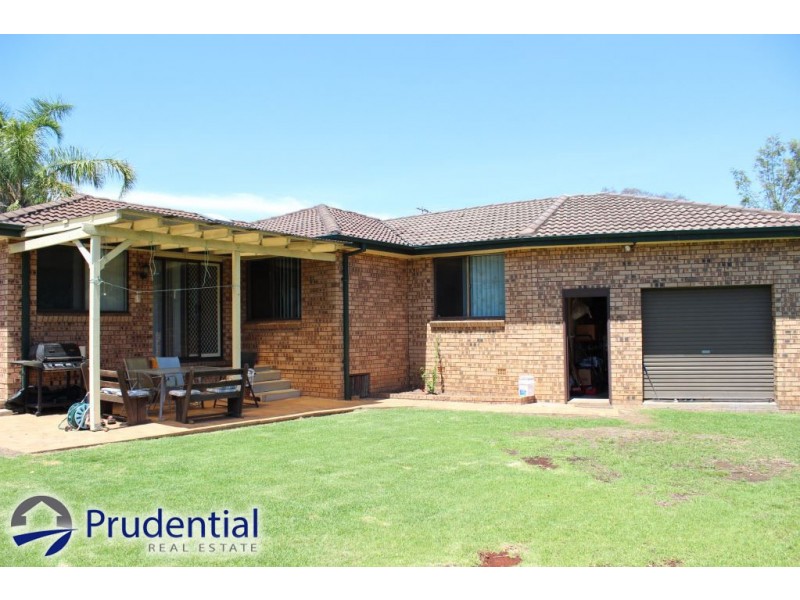 16 Sunart Place, St Andrews NSW 2566
