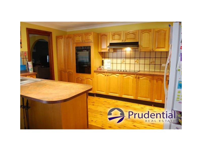 42 Zeolite Place, Eagle Vale NSW 2558
