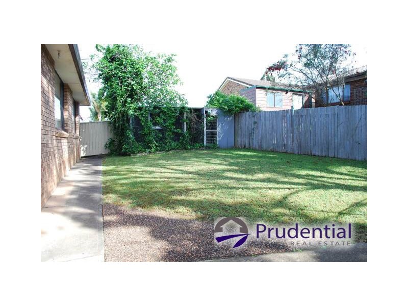 42 Zeolite Place, Eagle Vale NSW 2558
