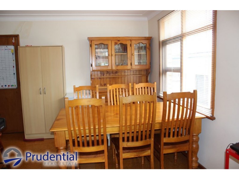 95 The Parkway, Bradbury NSW 2560