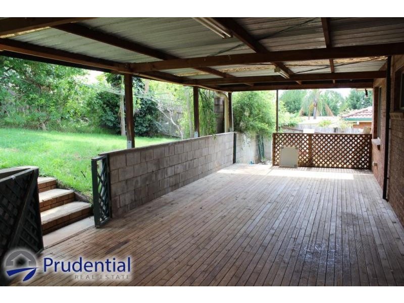 70 Gould Road, Eagle Vale NSW 2558