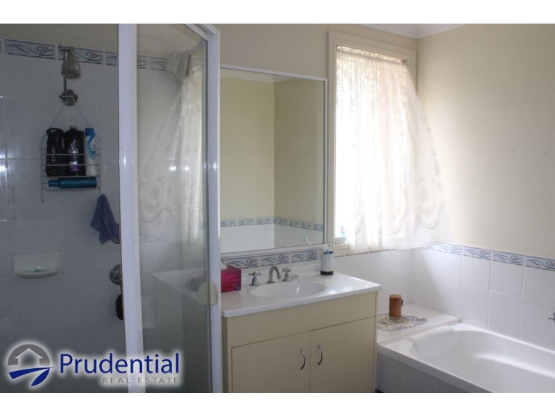 3 Sumba Place, Blairmount NSW 2559