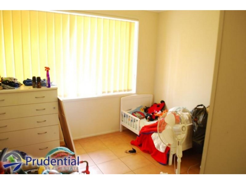 17 Copperfield Drive, Ambarvale NSW 2560