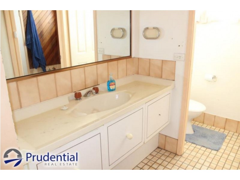 18 Romilly Place, Ambarvale NSW 2560