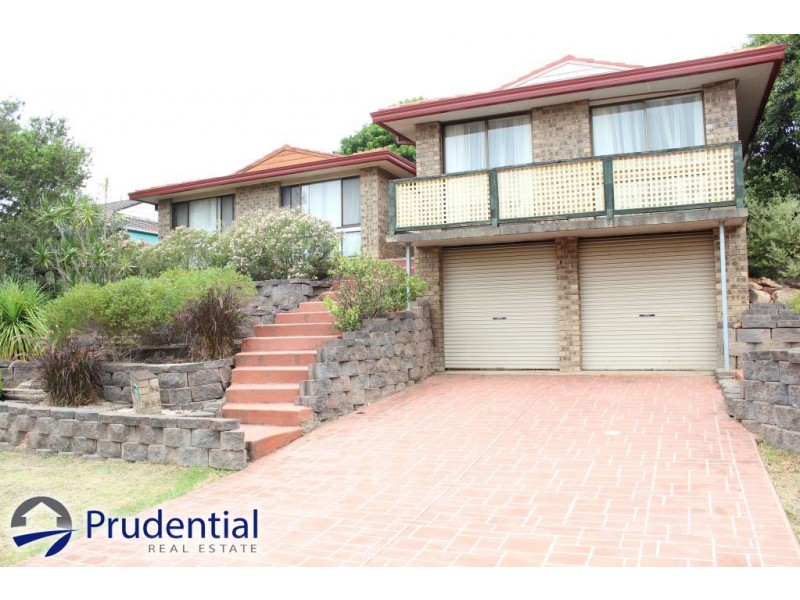 84 Cleopatra Drive, Rosemeadow NSW 2560