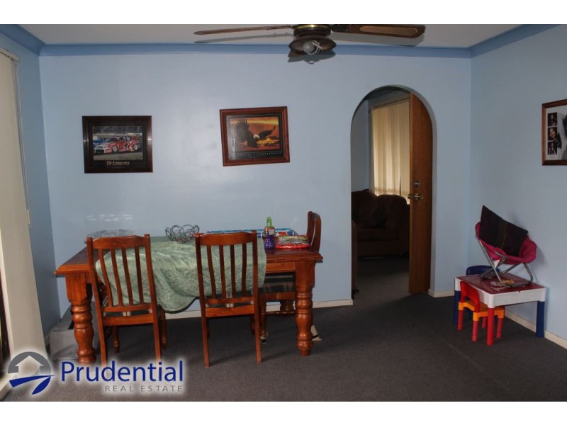 38B Anthony Drive, Rosemeadow NSW 2560