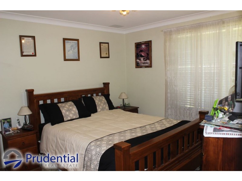 10 Richard Avenue, Campbelltown NSW 2560