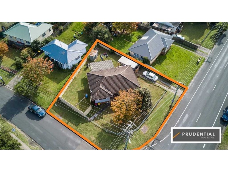 1 Middleton Road, Leumeah NSW 2560