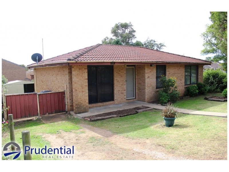 12 Plowman Road, Minto NSW 2566