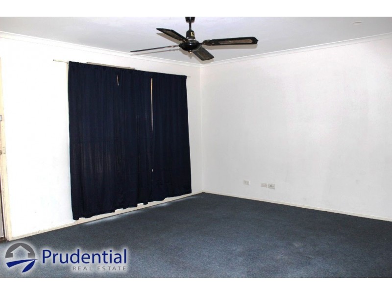 12 Plowman Road, Minto NSW 2566