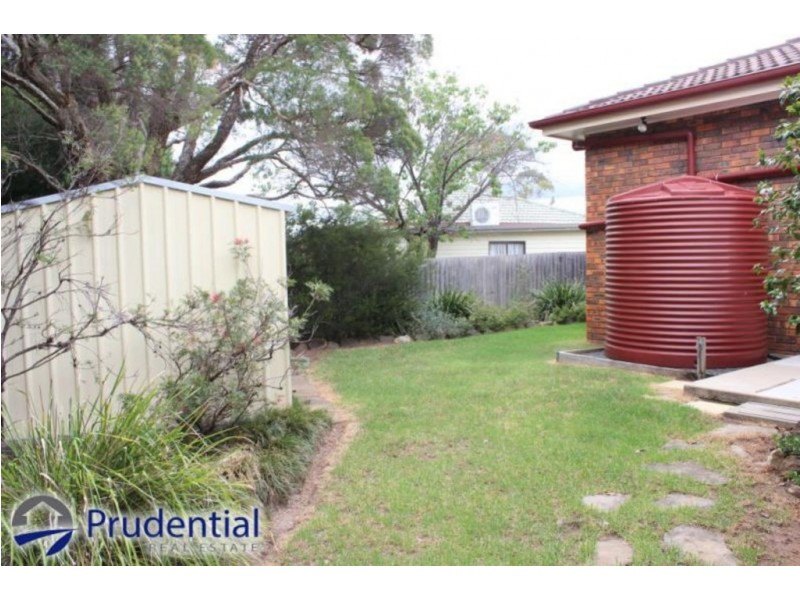 6 Simpson Place, Leumeah NSW 2560