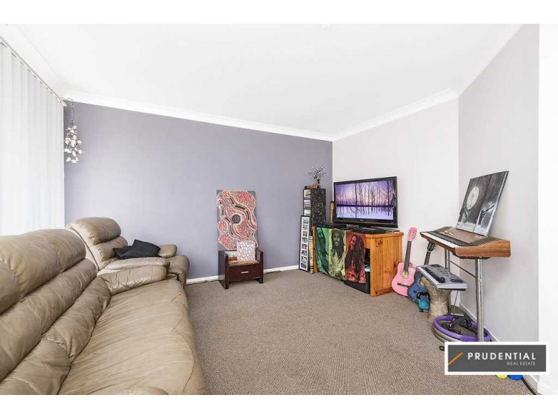 2 Broom Place, St Andrews NSW 2566