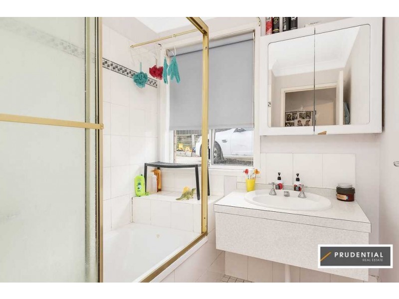 2 Broom Place, St Andrews NSW 2566