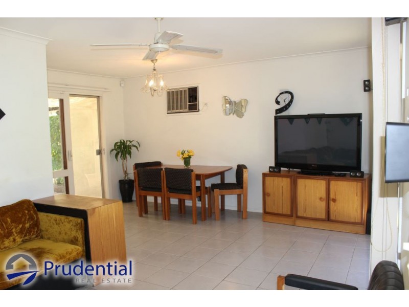 7 Fluorite Place, Eagle Vale NSW 2558