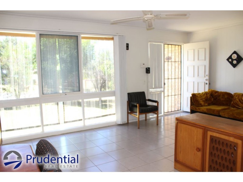 7 Fluorite Place, Eagle Vale NSW 2558