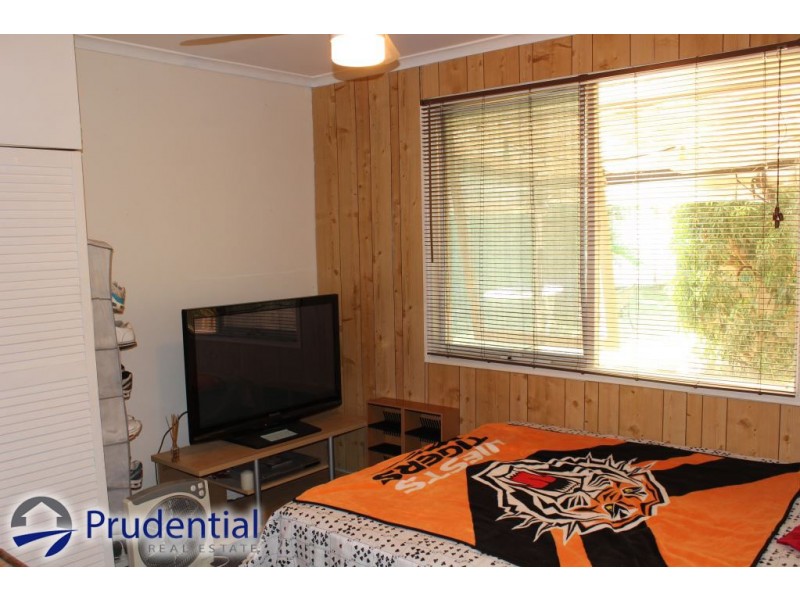 7 Fluorite Place, Eagle Vale NSW 2558