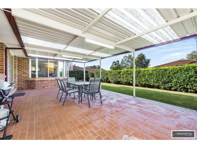 4 Squeers Pl, Ambarvale NSW 2560