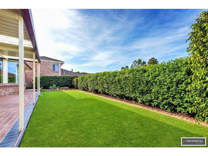 4 Squeers Pl, Ambarvale NSW 2560