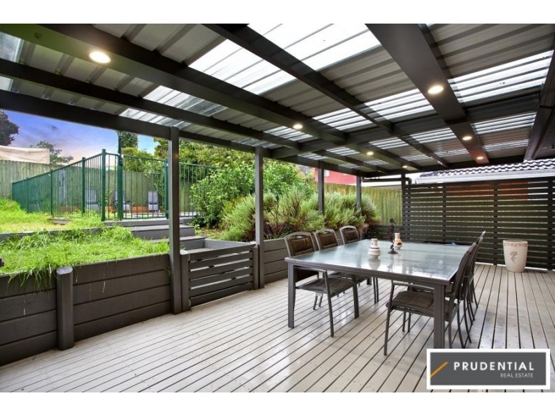 22 Pinaroo Crescent, Bradbury NSW 2560