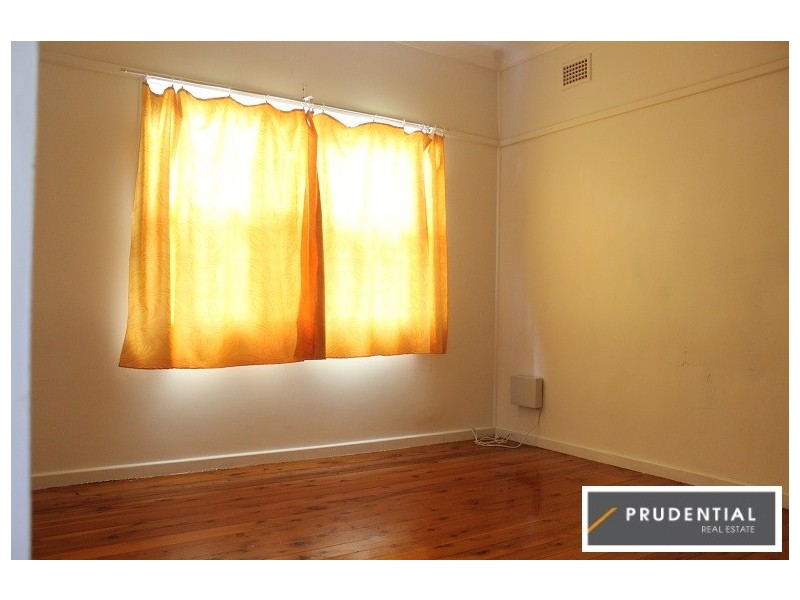 19 Chisholm Crescent, Bradbury NSW 2560