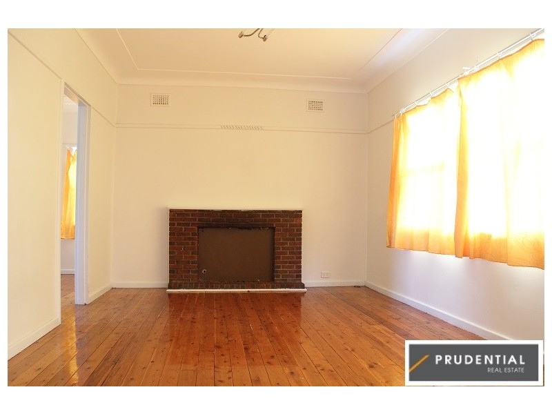 19 Chisholm Crescent, Bradbury NSW 2560