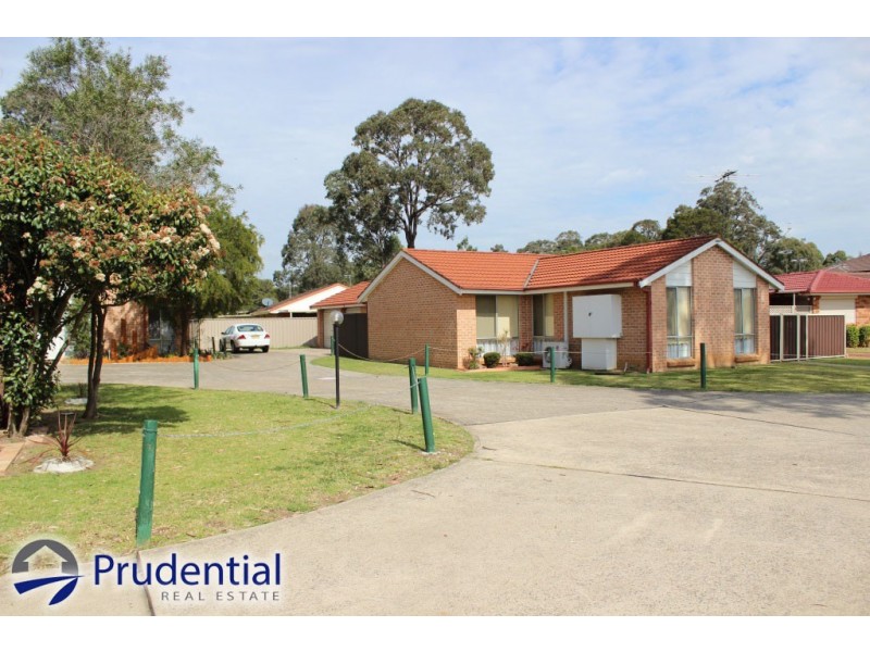 1/11 Mundarda Place, St Helens Park NSW 2560