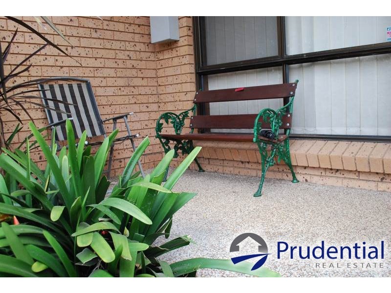 1/3 Illawong Road, Leumeah NSW 2560