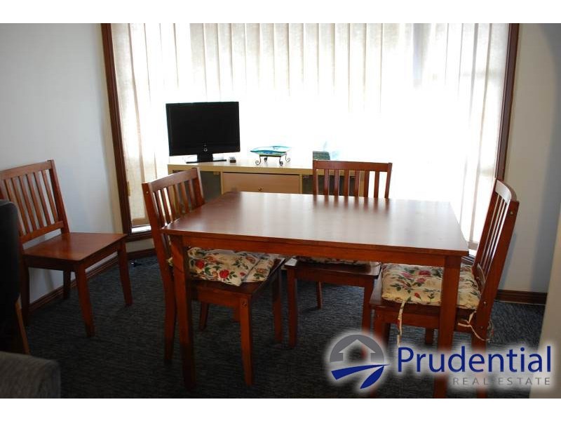 1/3 Illawong Road, Leumeah NSW 2560