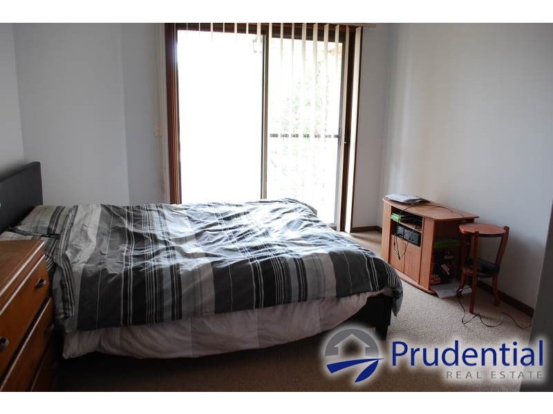 1/3 Illawong Road, Leumeah NSW 2560