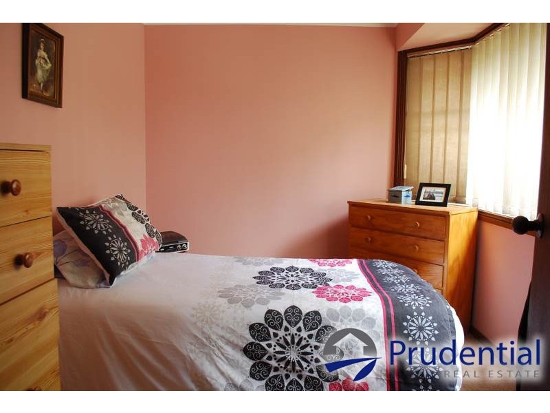 1/3 Illawong Road, Leumeah NSW 2560